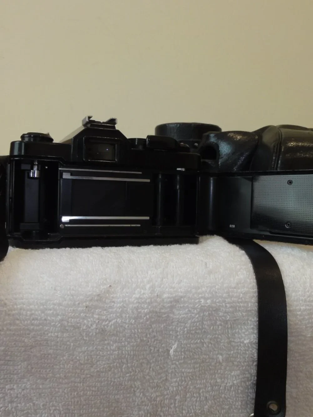Chinon CM-4 Camera w/Pentax 135mm Lens TESTED!